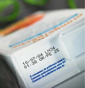 سيناريوهات استخدام طابعات نفث الحبر في وضع العلامات على الملصقات في صناعة الأغذية